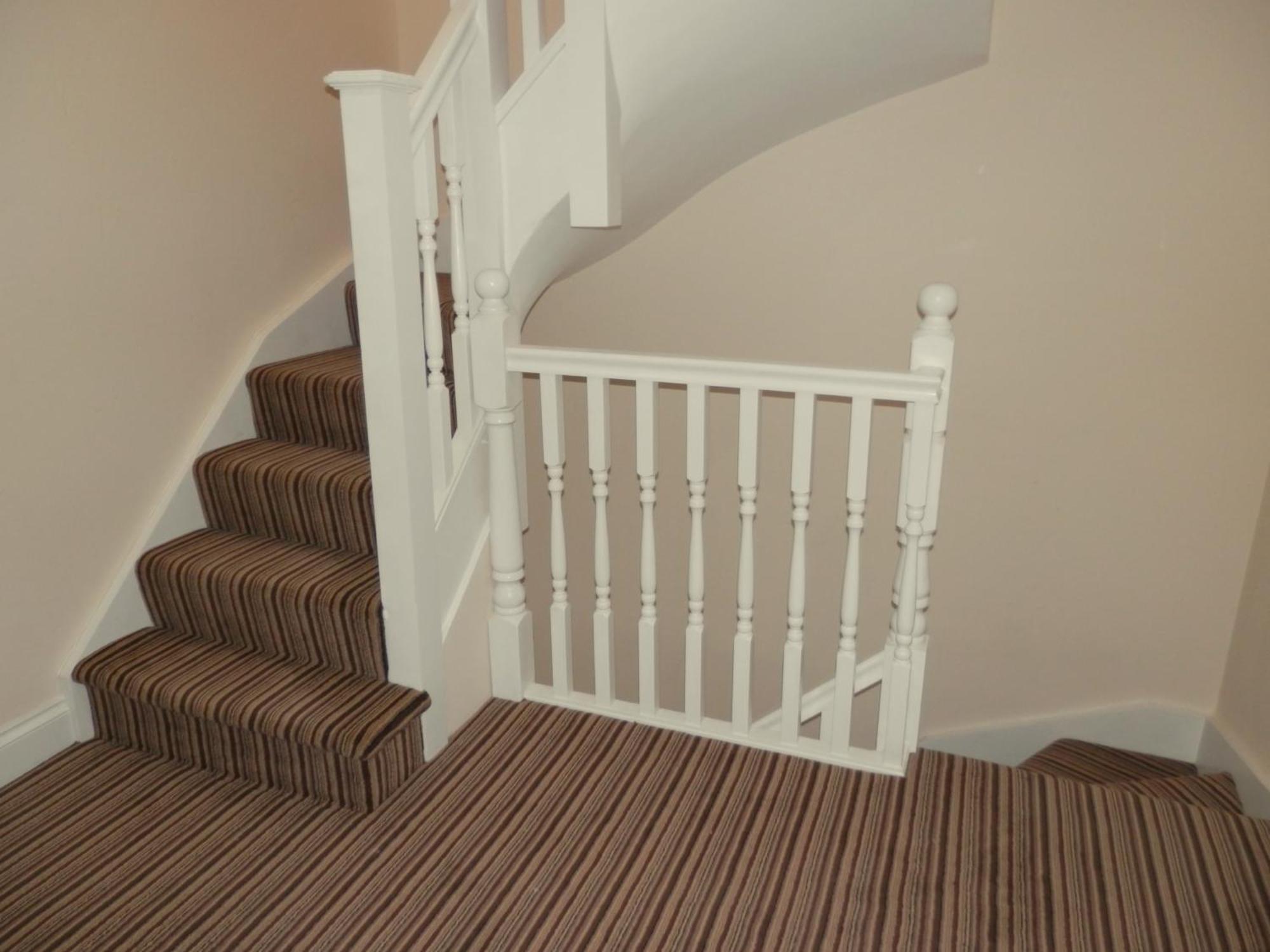 Heathrow Travellers Hub Bed & Breakfast Hounslow Exterior photo