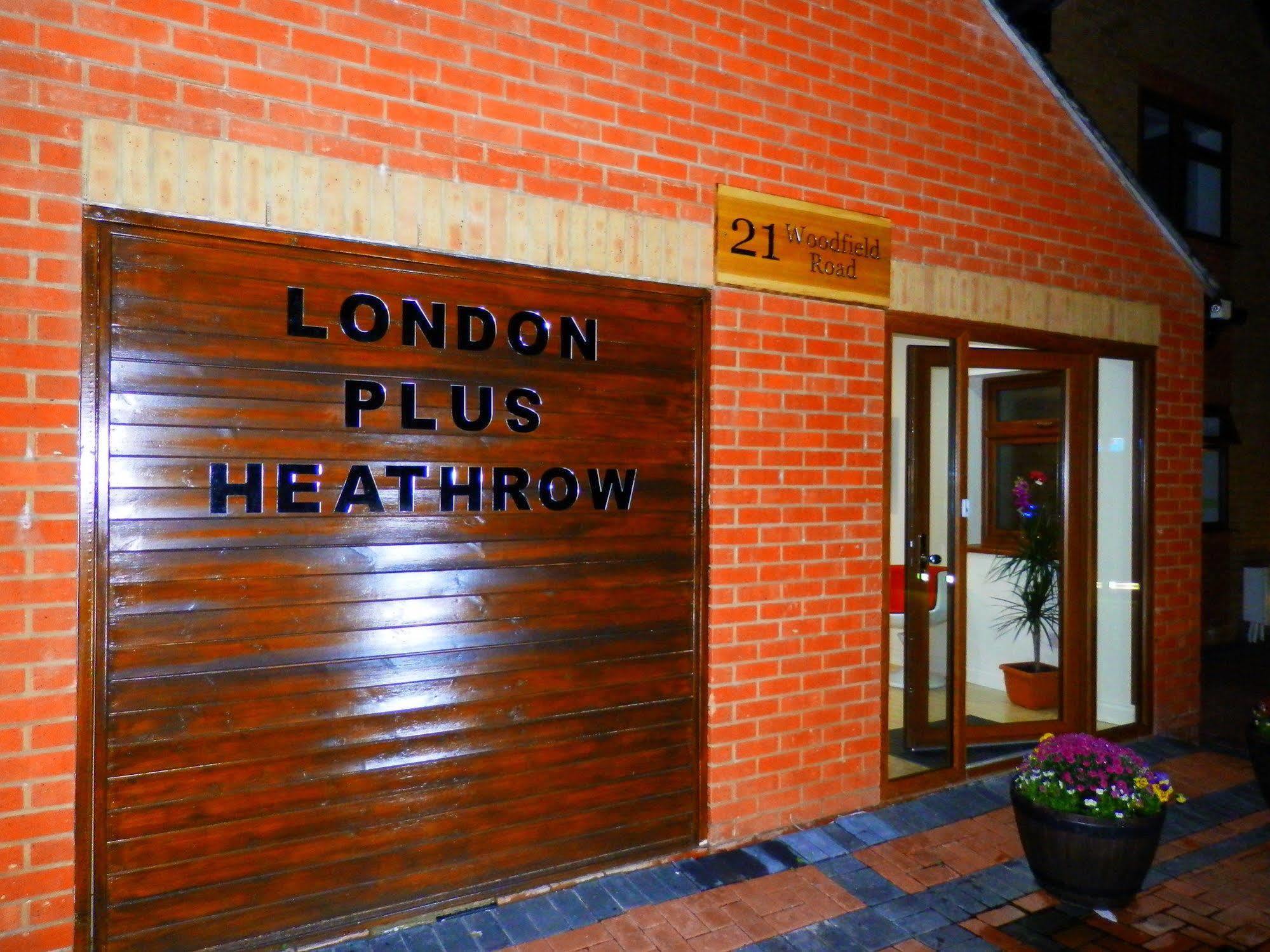 Heathrow Travellers Hub Bed & Breakfast Hounslow Exterior photo